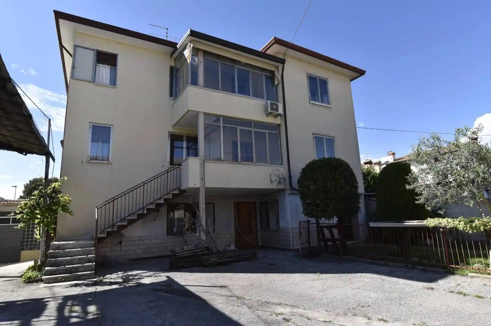 Palazzo - Edificio in vendita a Bassano del Grappa