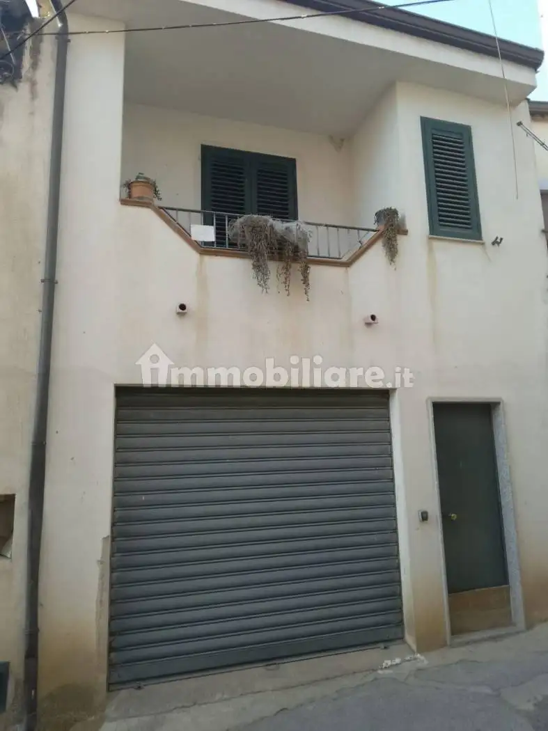 Casa indipendente in vendita a Nicotera