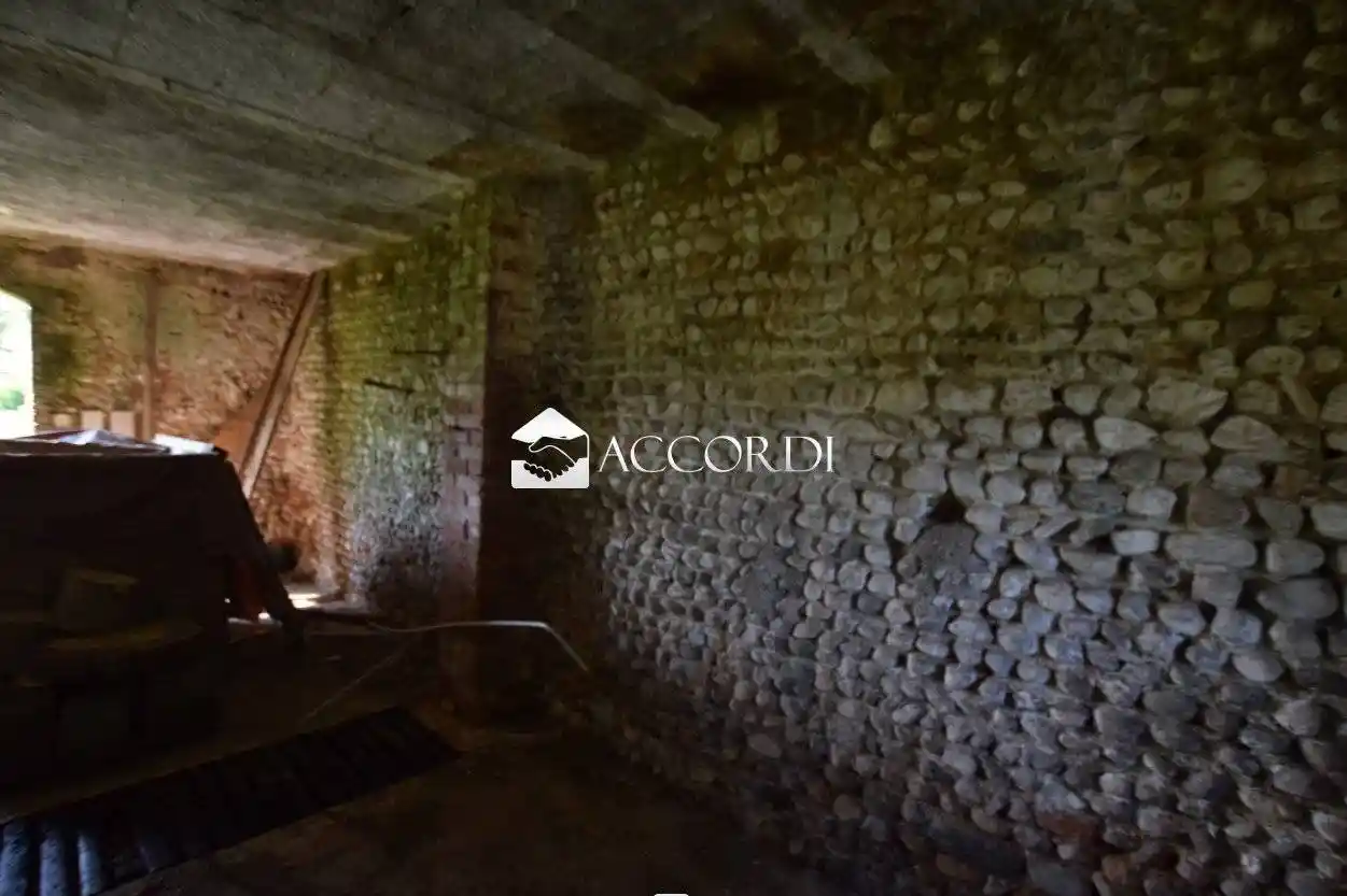 Rustico - Casale in vendita a Montebelluna