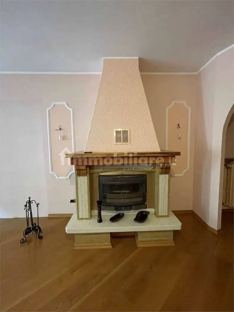 Appartamento via Zenatti, Chizzola, Ala - foto 2