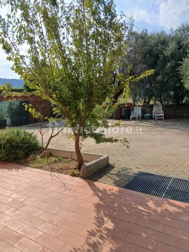 Villa bifamiliare via Pian Boschi, Cisano sul Neva - foto 3