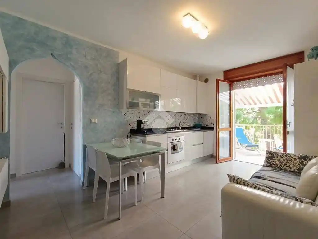 Trilocale via XXV Aprile 100, Centro, Pineto - foto 3