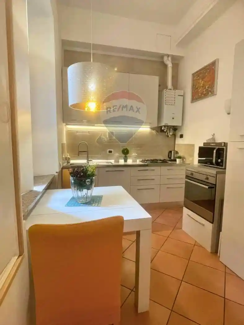 Bilocale via massimo d'azeglio 11, Centro Storico, Monza - foto 4