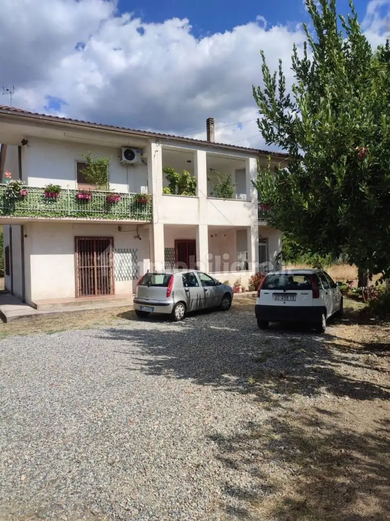 Villa in vendita a Rose