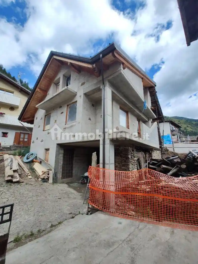 Casa indipendente in vendita a Ponte di Legno
