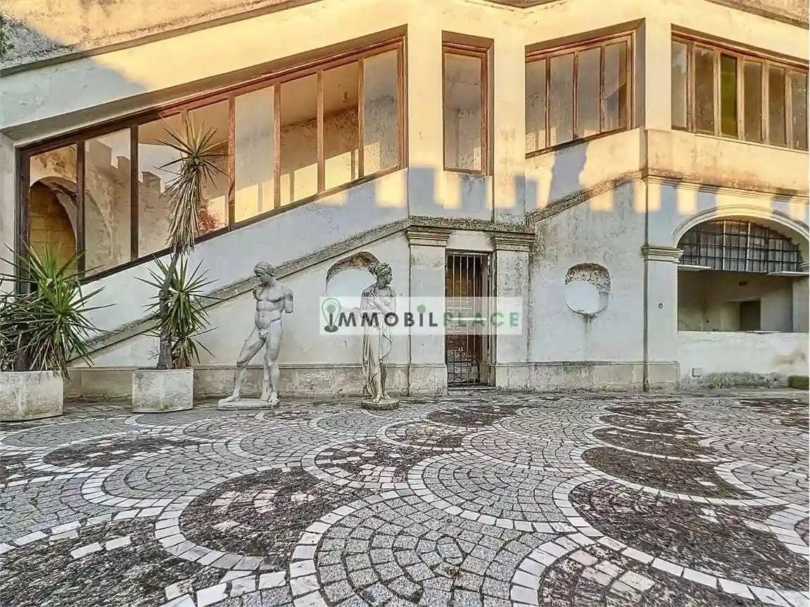 Palazzo - Edificio - foto 2