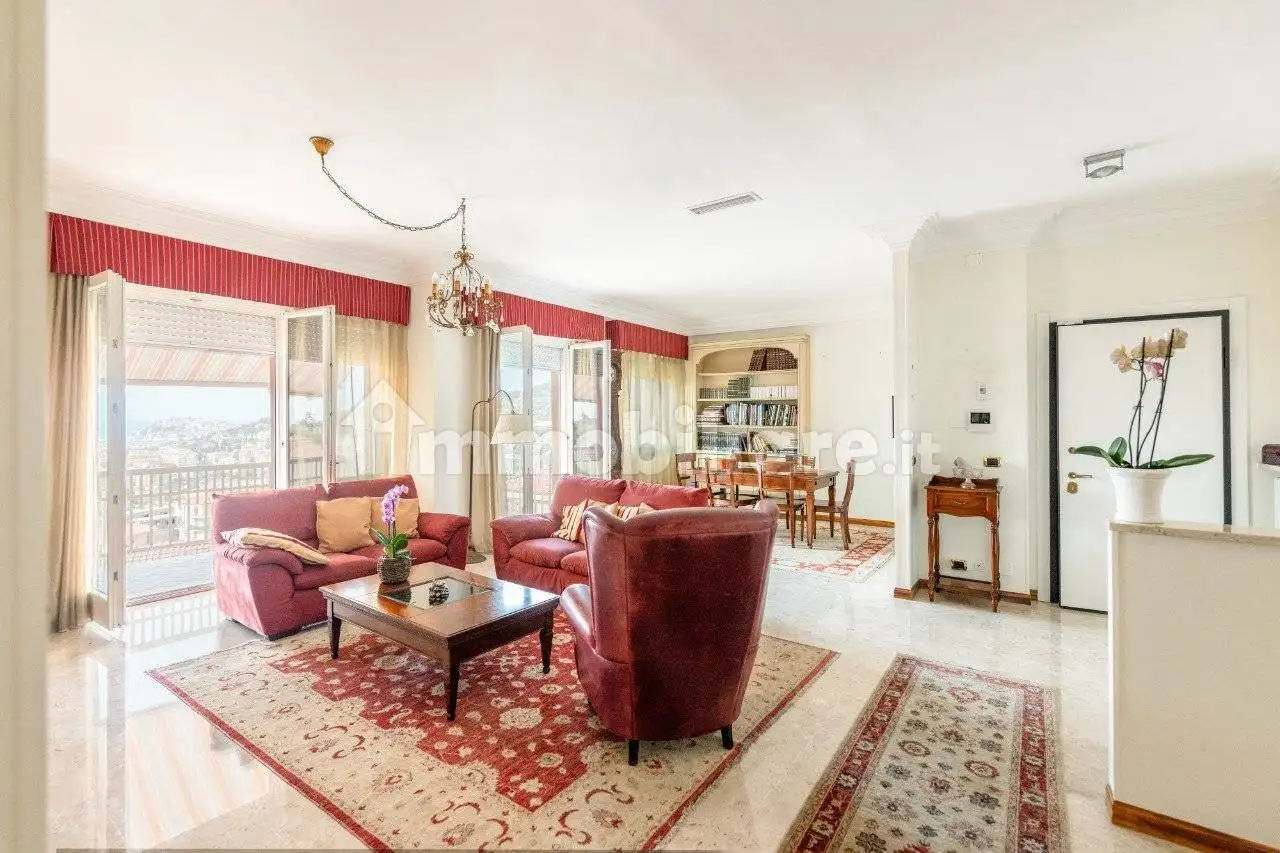 Appartamento in affitto a Imperia