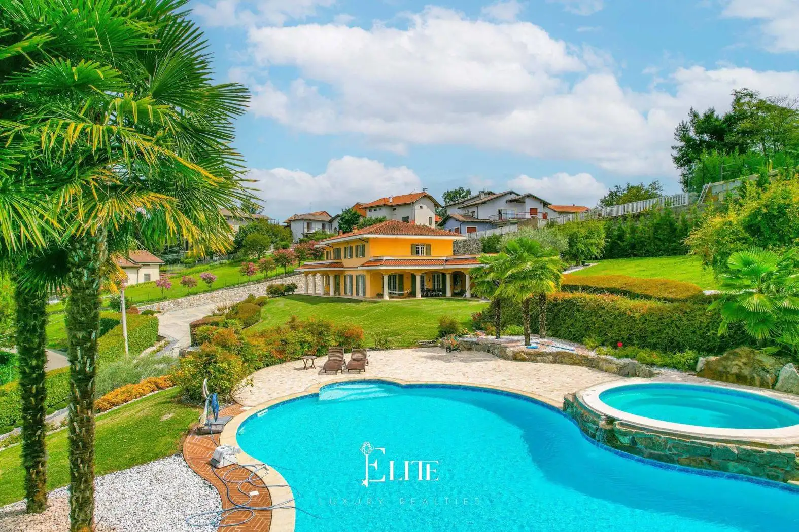 Villa in vendita a Roasio