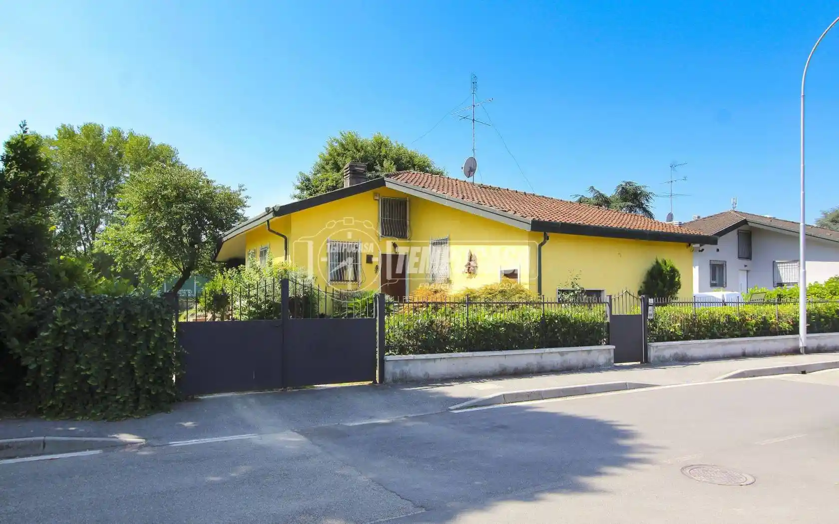 Villa in vendita a Pantigliate