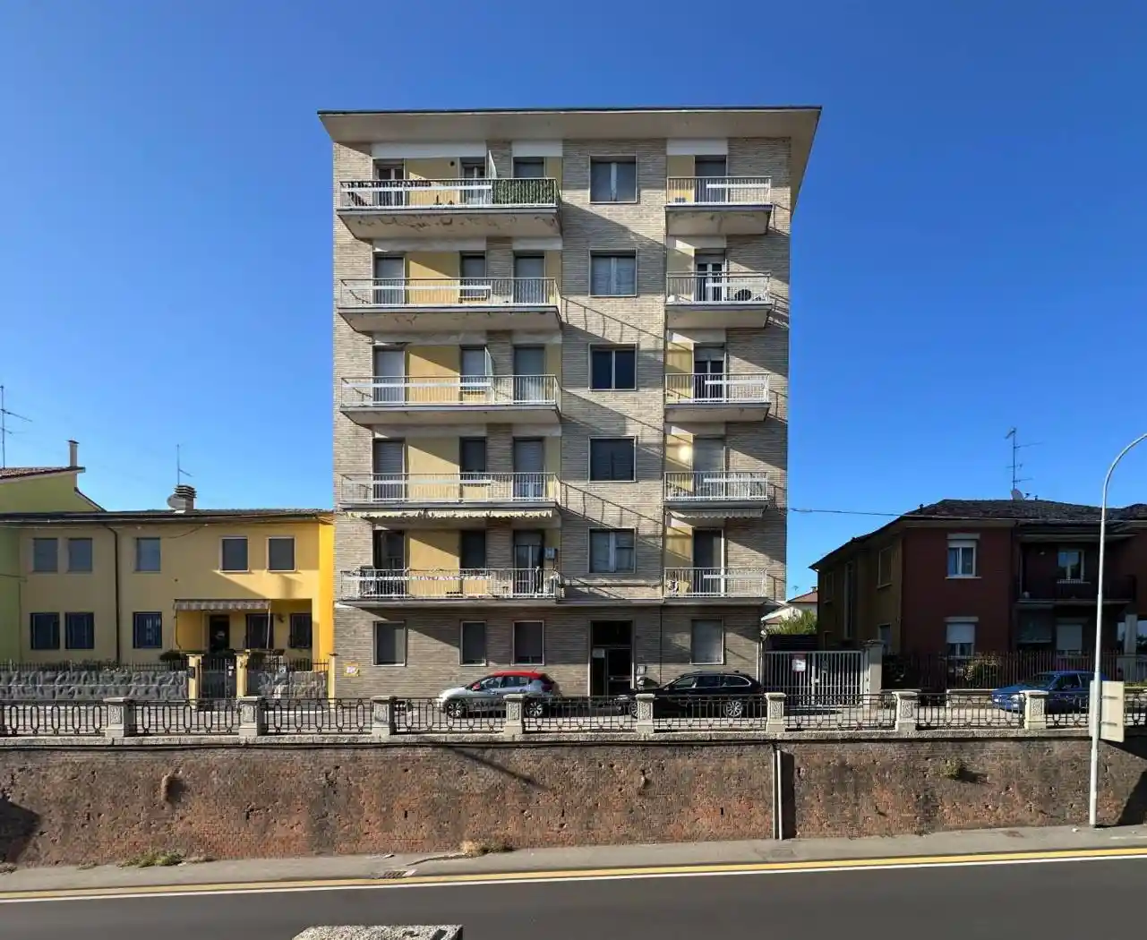 Appartamento in vendita a Voghera