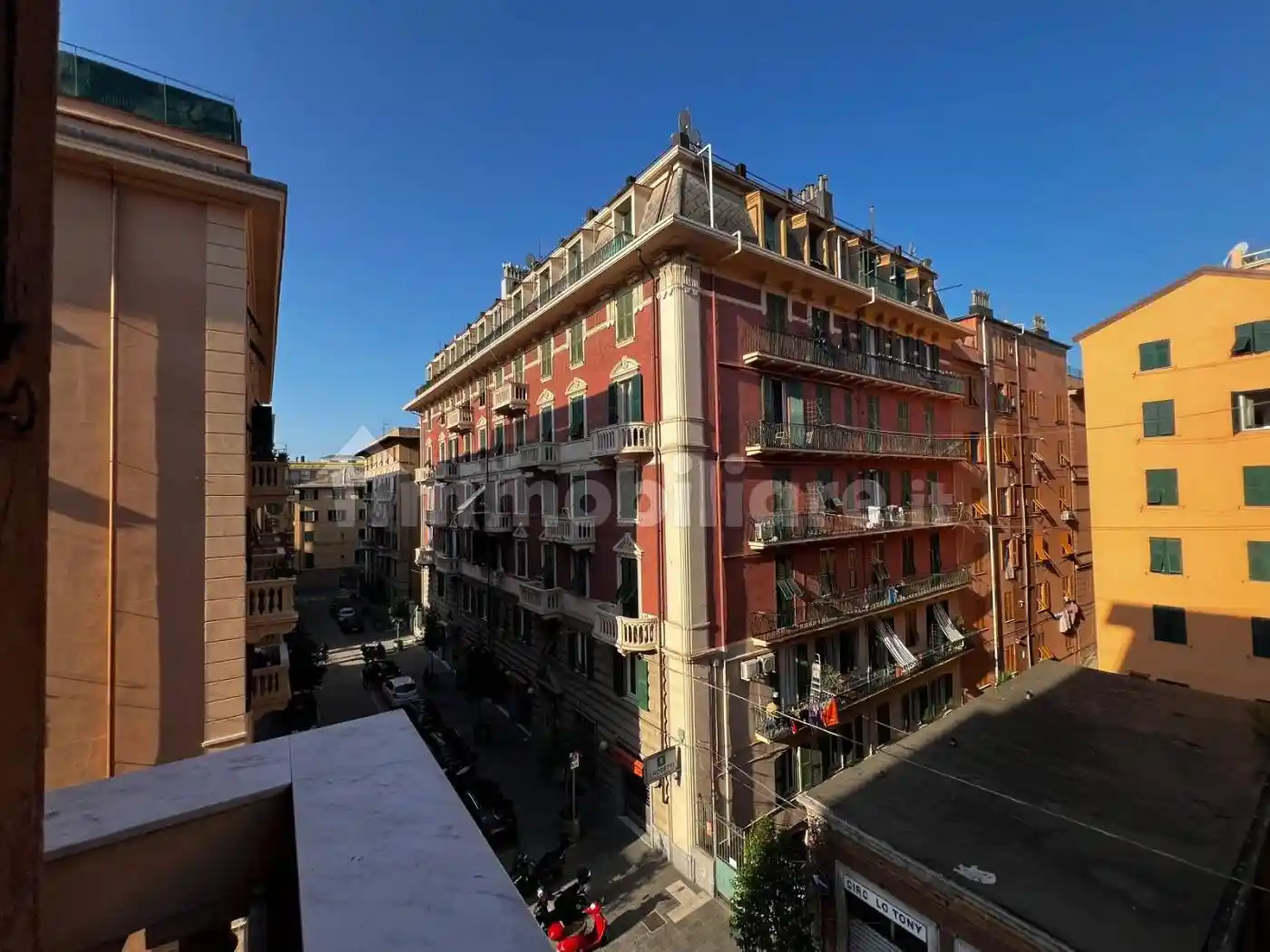 Appartamento in vendita a Genova