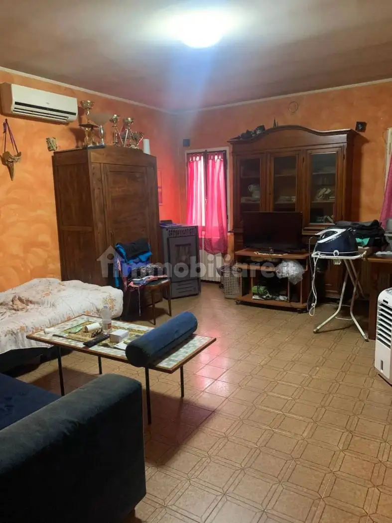 Villa in vendita a Gavello