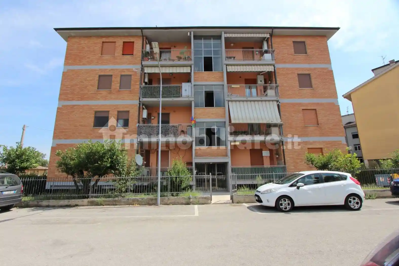 Appartamento in vendita a Folignano