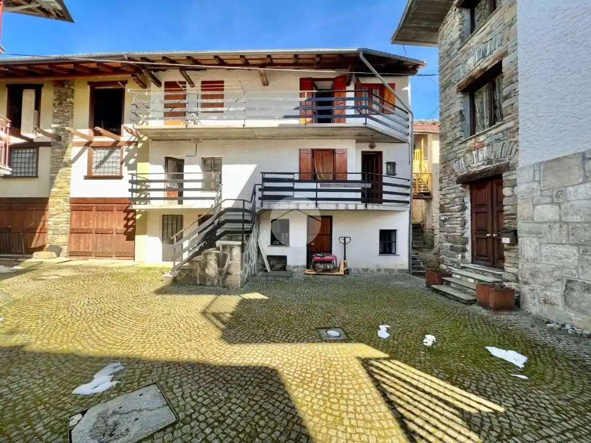 Terratetto plurifamiliare frazione aires 12, Viù - foto 3