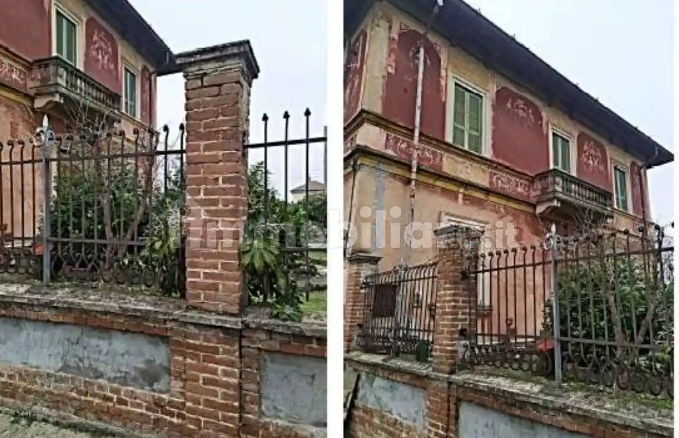 Villa in vendita a Casteggio