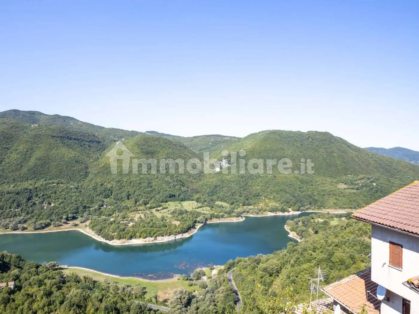 Terratetto plurifamiliare via Regina Margherita, Centro, Ascrea - foto 3