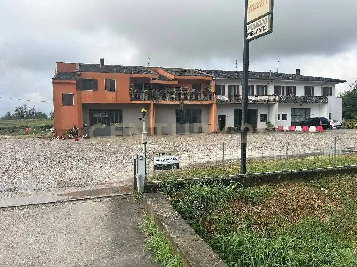 Appartamento in vendita a Roncoferraro