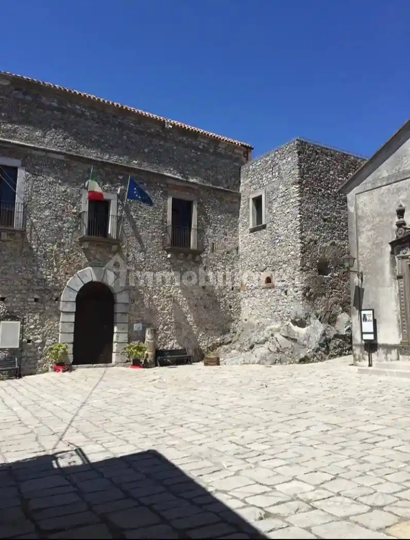 Appartamento in vendita a Aieta