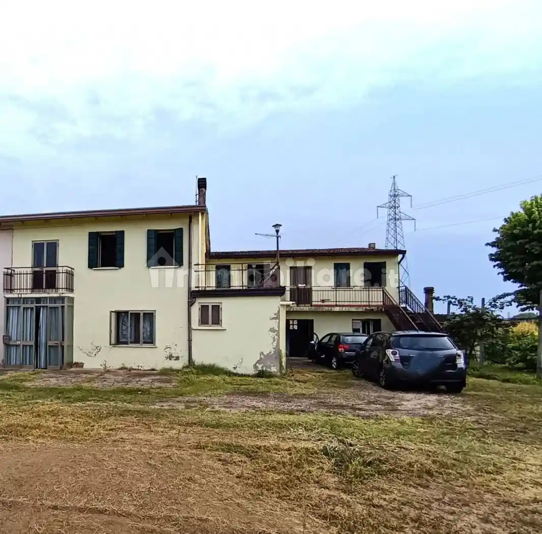 Casa indipendente in vendita a Campolongo Maggiore