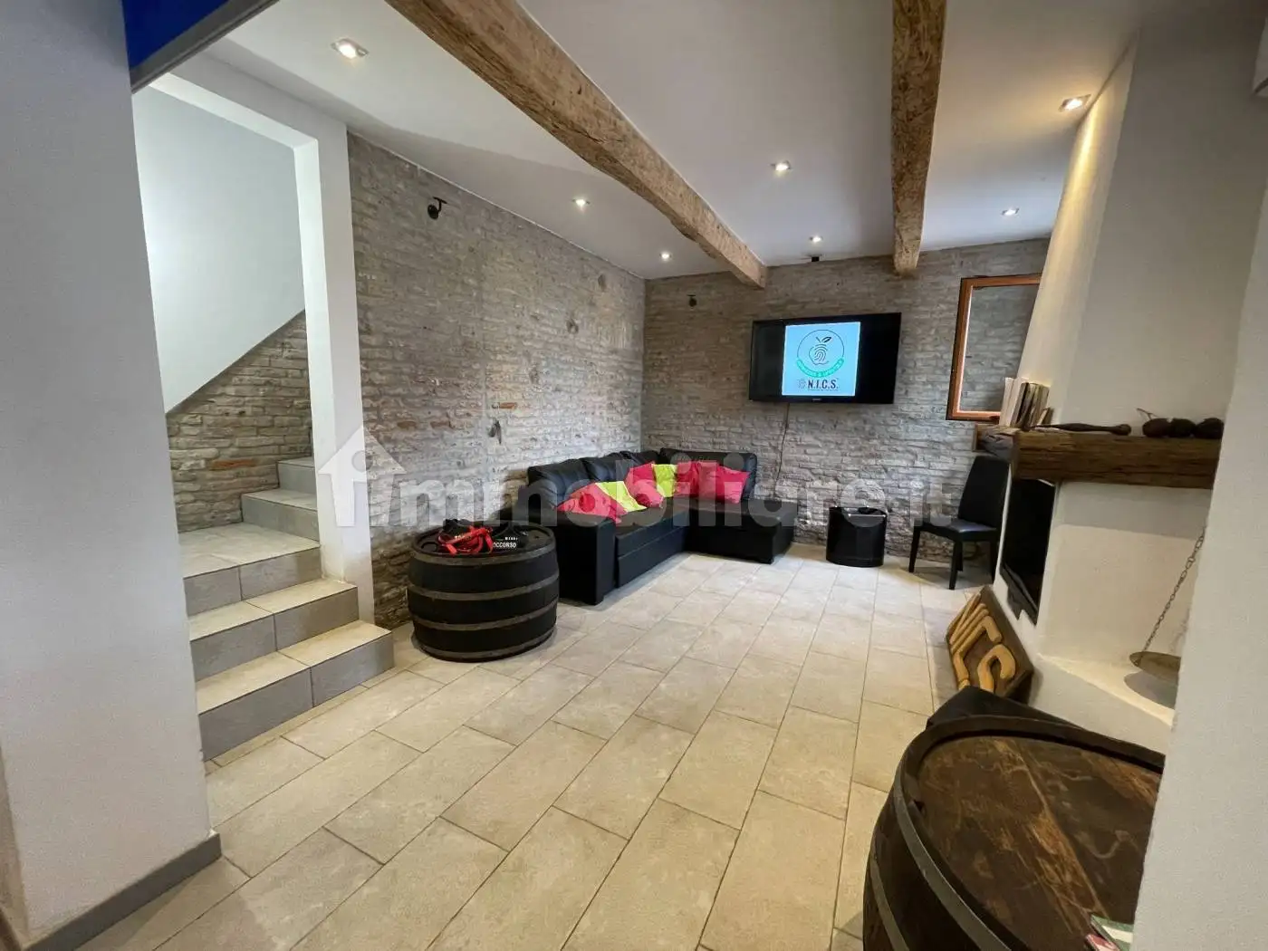 Casale, ottimo stato, 544 m², Centro, Masi Torello - foto 2