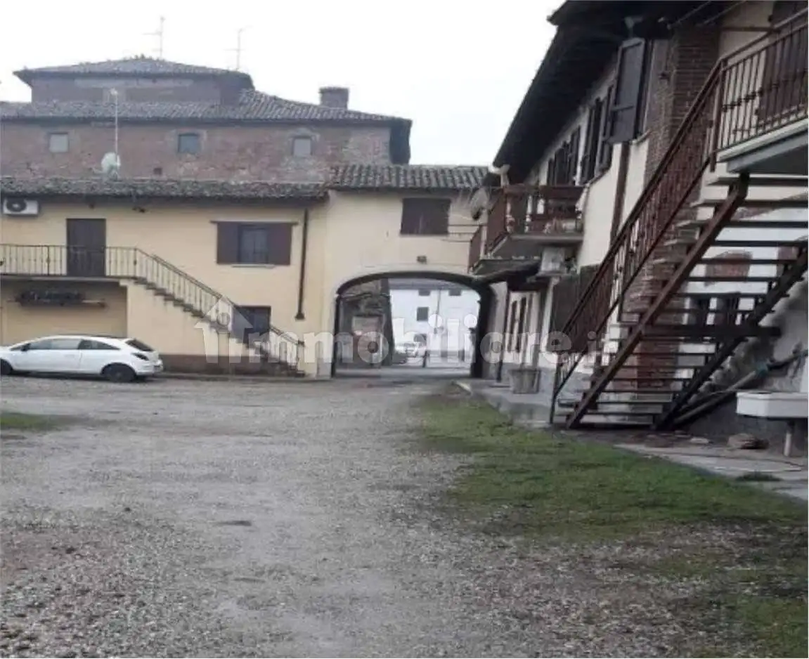 Appartamento all'asta via VITTORIO VENETO , 75, Alagna - foto 4