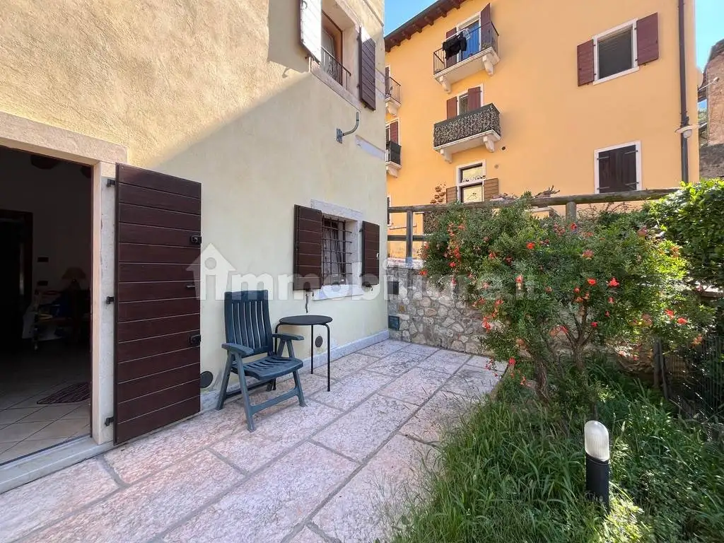 Appartamento in vendita a Dolcè