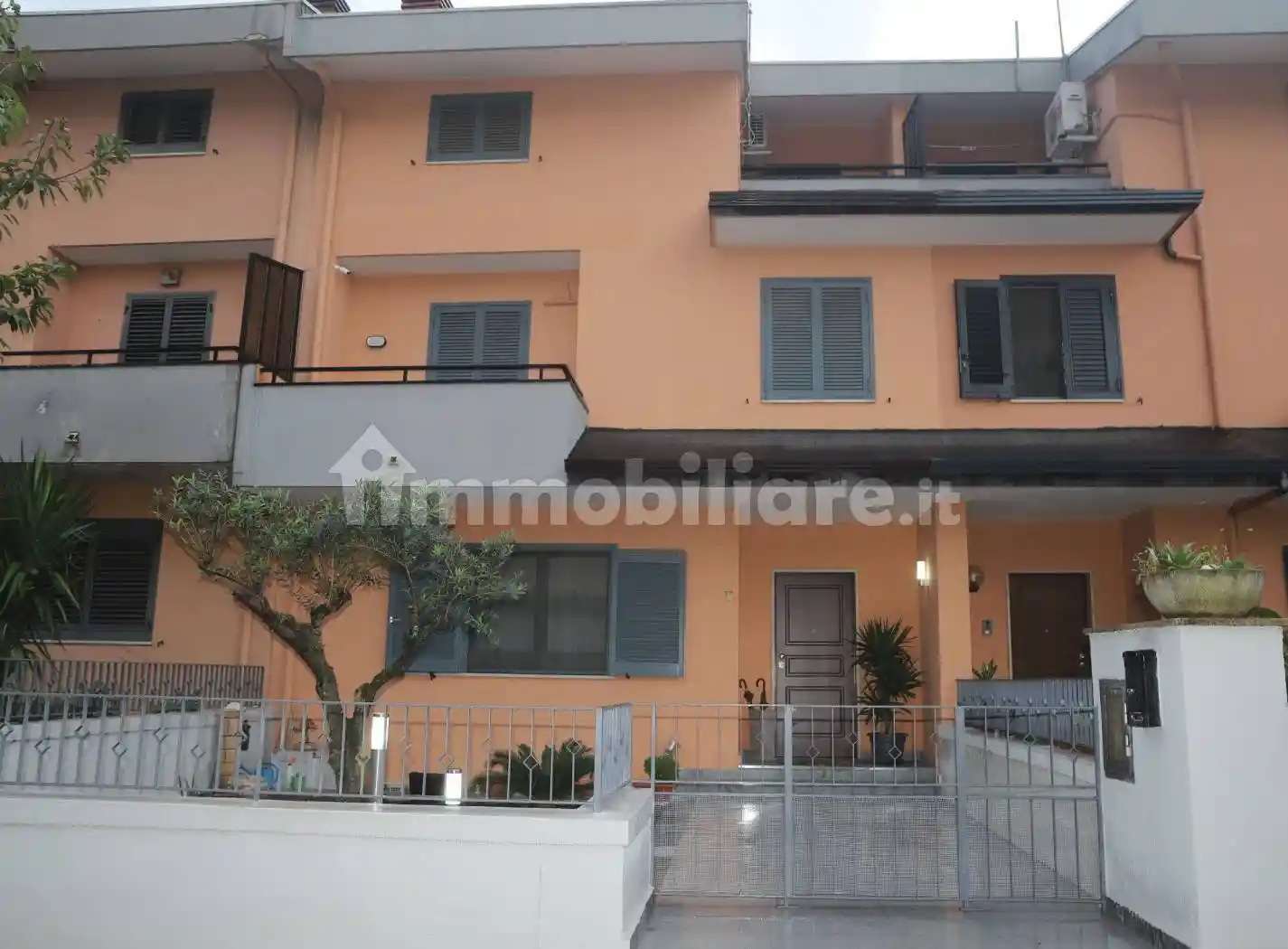 Villetta a schiera in vendita a Caserta