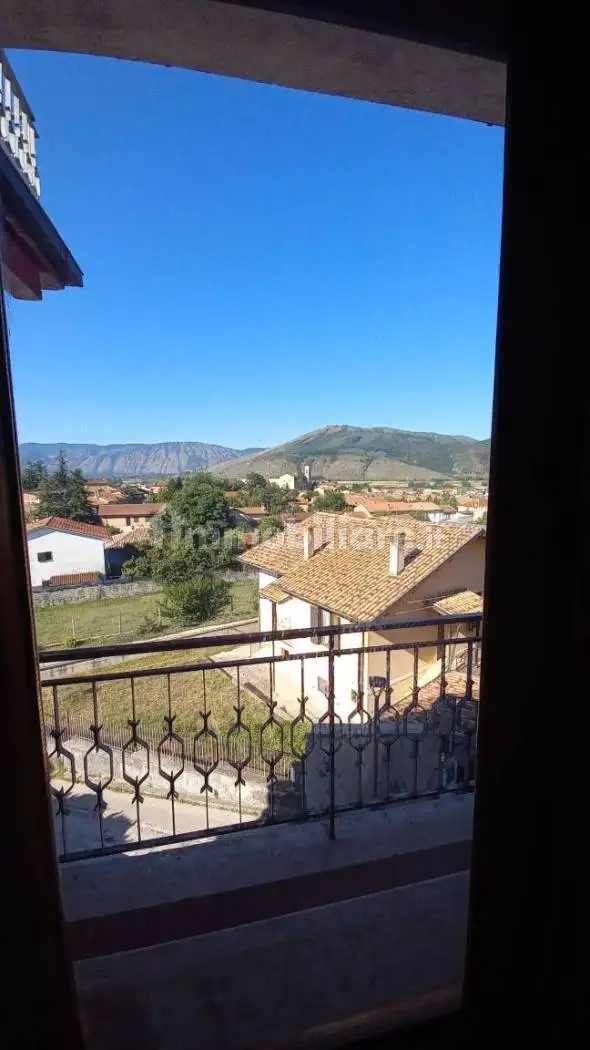 Appartamento in vendita a Magliano de' Marsi