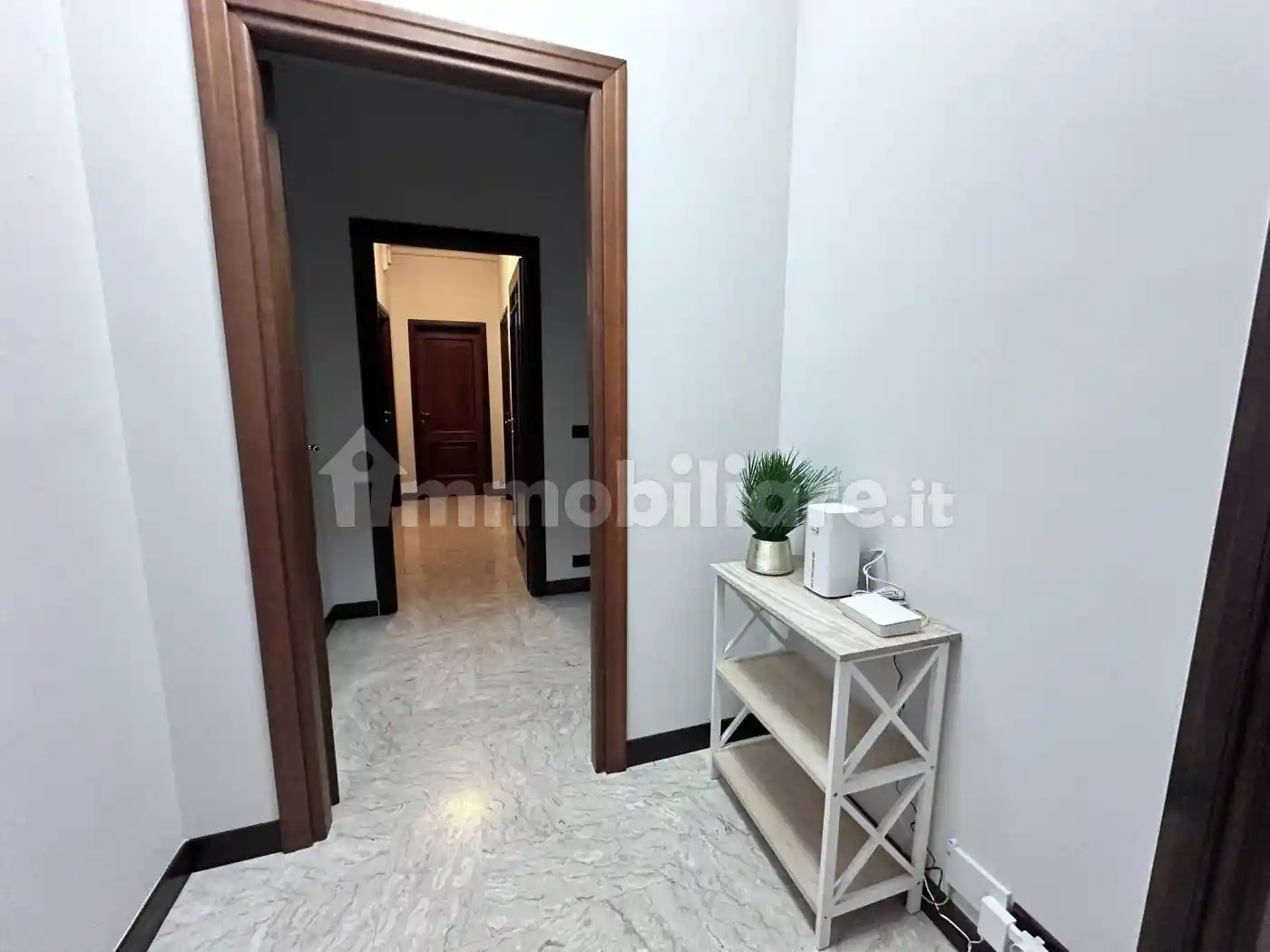 Monolocale via San Pio V 10, Borgo Piave, Corso Europa, Zona Ferrero, Alba - foto 2