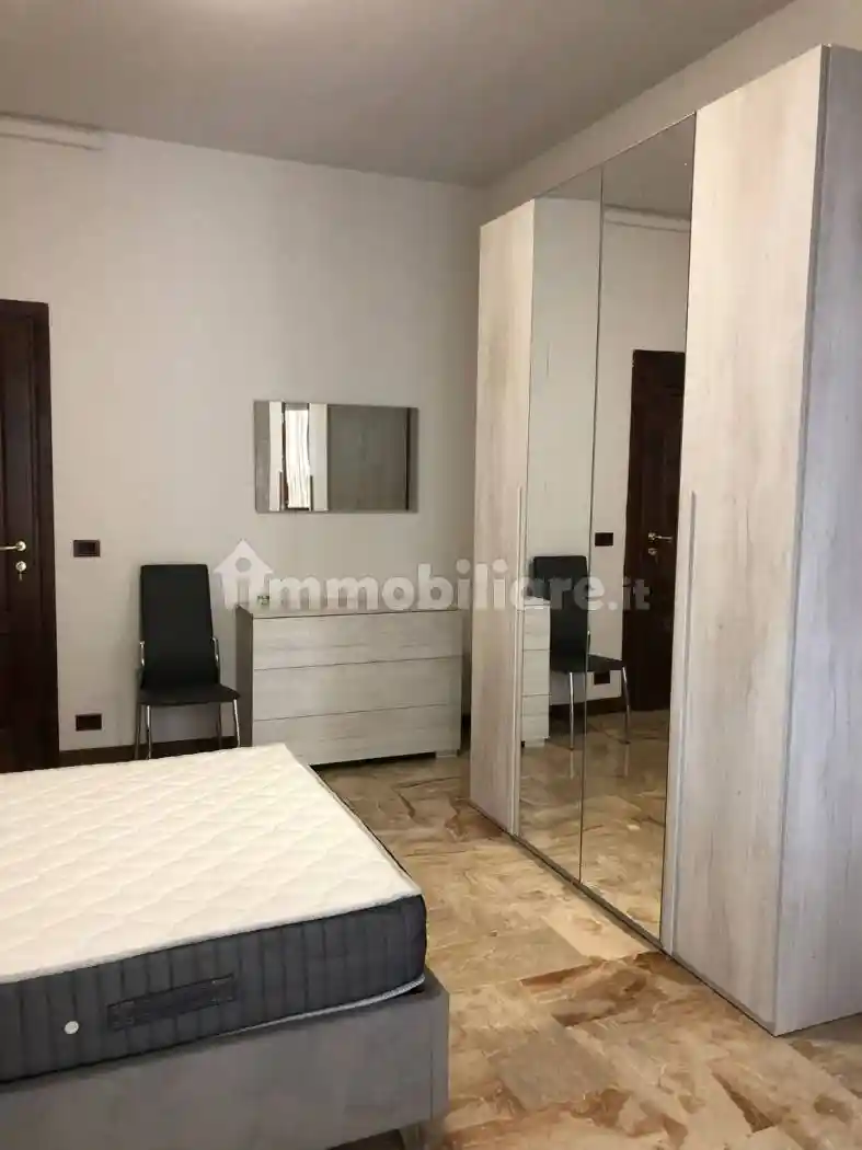 Monolocale via San Pio V 10, Borgo Piave, Corso Europa, Zona Ferrero, Alba - foto 3