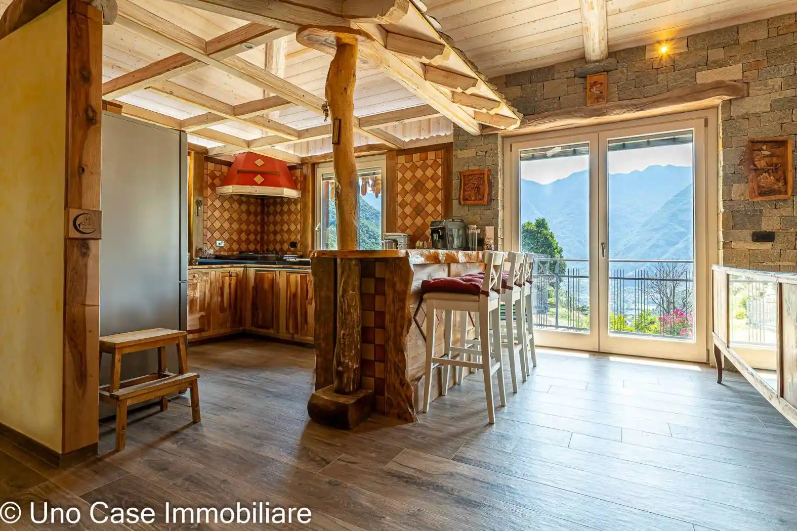 Villa unifamiliare Località Rovarey, Castello, Omeins, Verrès - foto 3