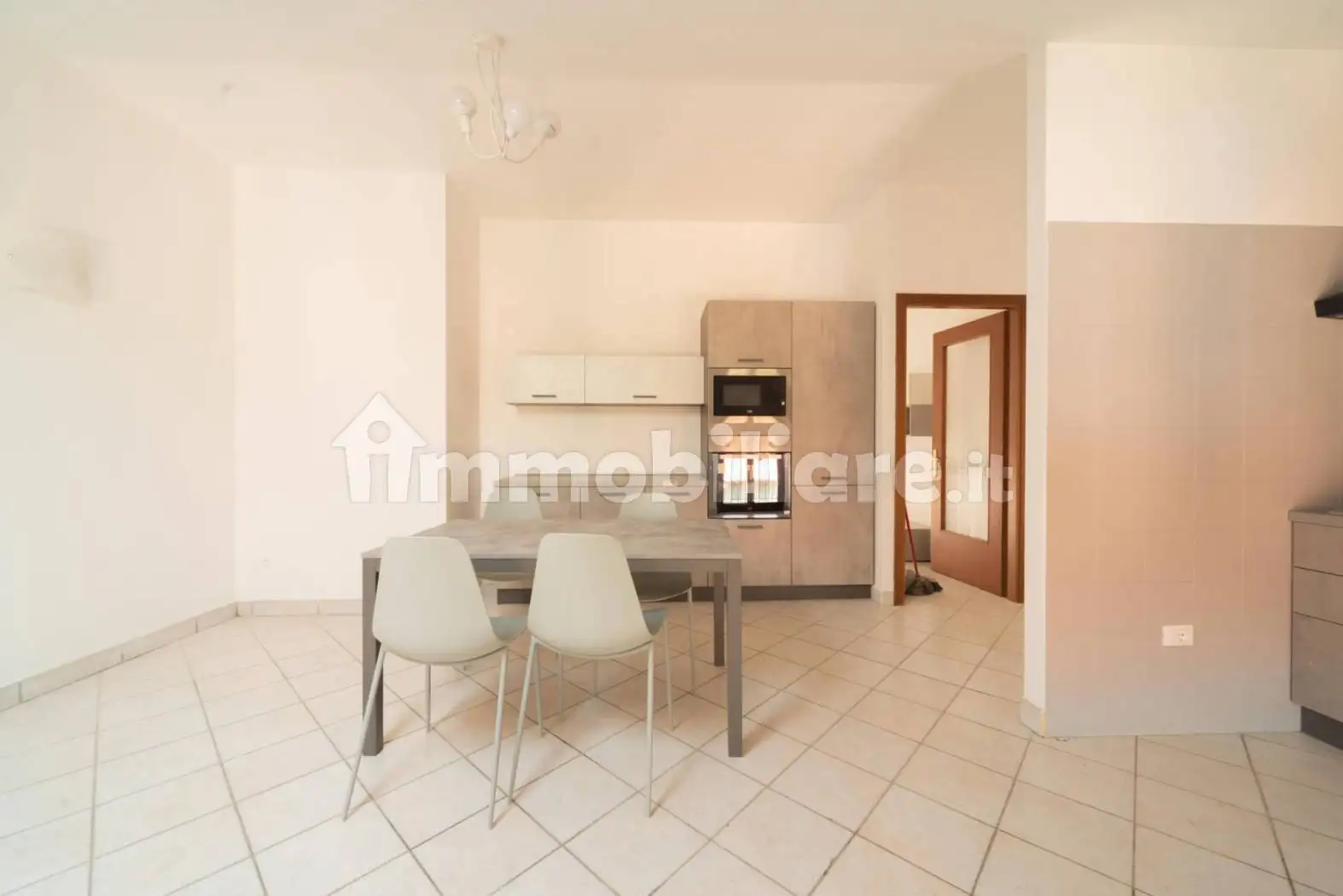 Trilocale via Mazzini 12, Centro, Caraglio - foto 5