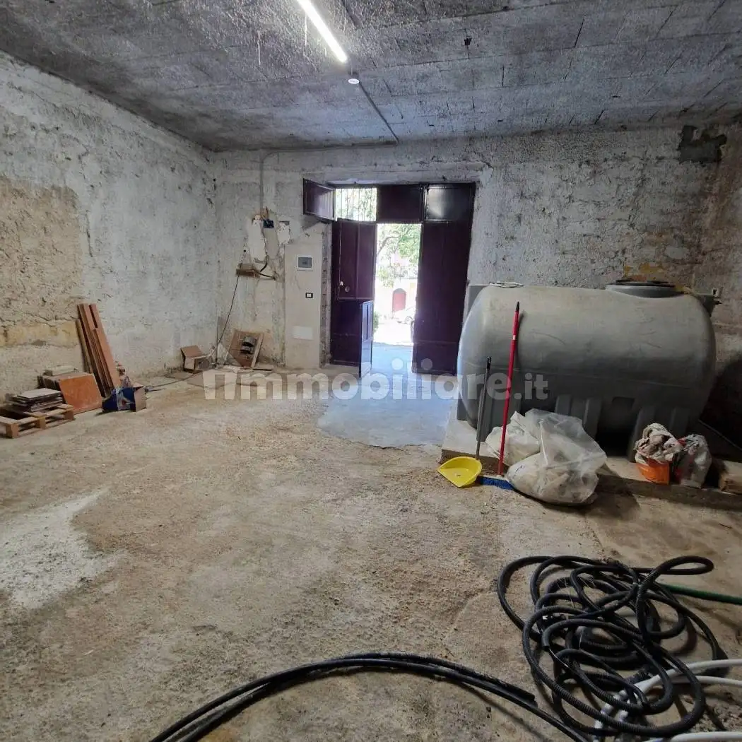 Palazzo - Edificio in Vendita - foto 2