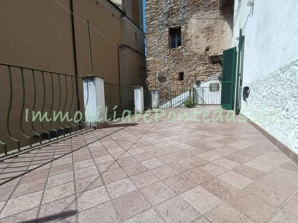 Appartamento in vendita a Rezzo