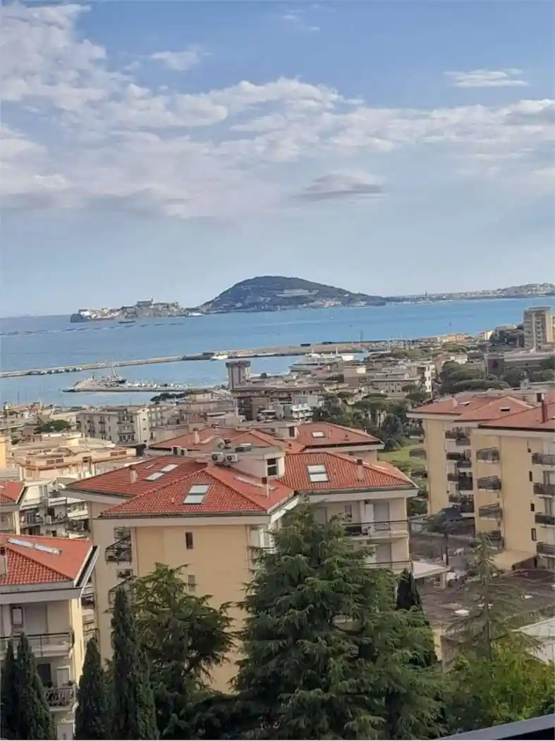 Appartamento in affitto a Formia