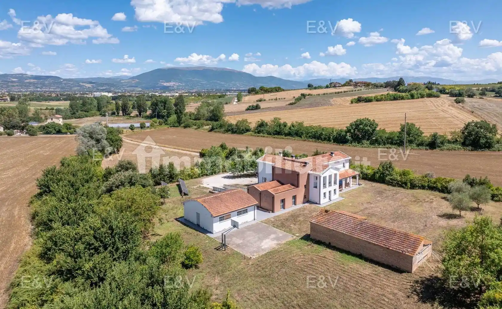 Villa unifamiliare via Alessandro Piceller, Collestrada, Perugia - foto 2