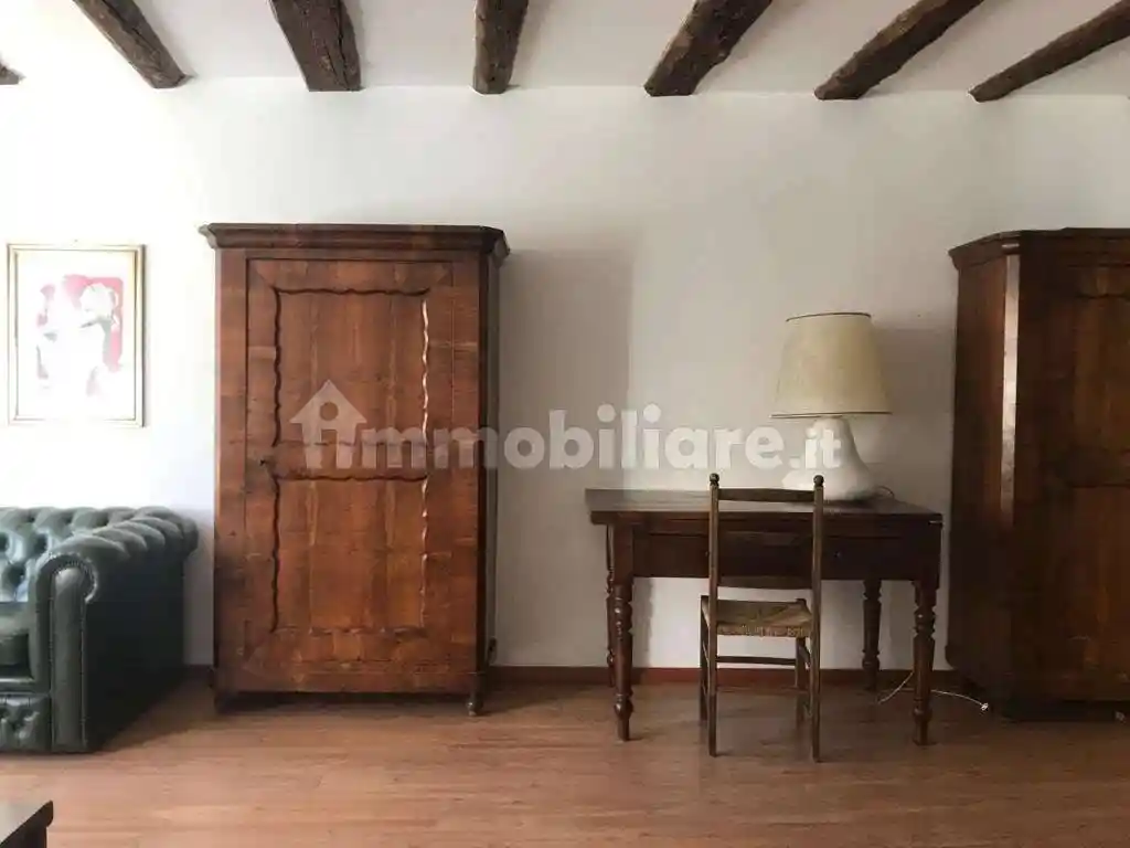 Appartamento buono stato, terzo piano, Centro Storico, Trento - foto 3