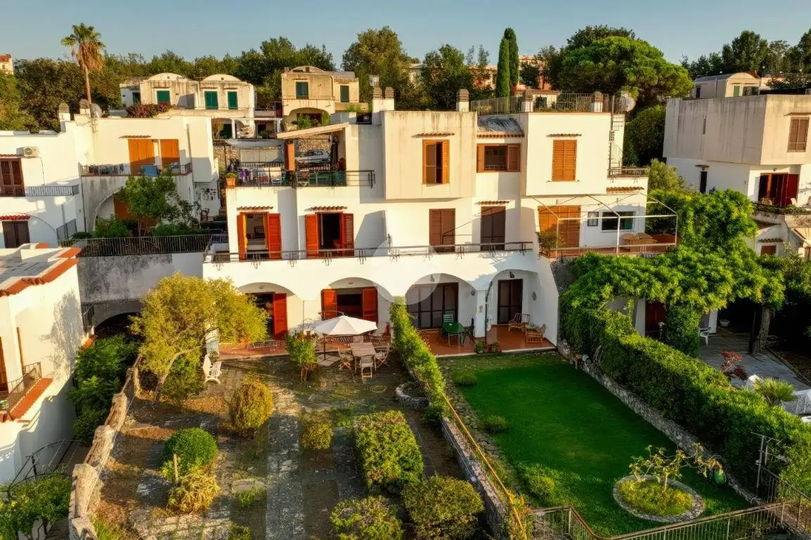 Villa in vendita a San Nicola Arcella