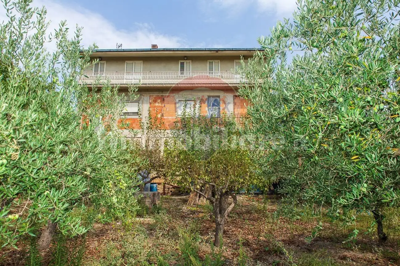 Villa in vendita a Leonforte