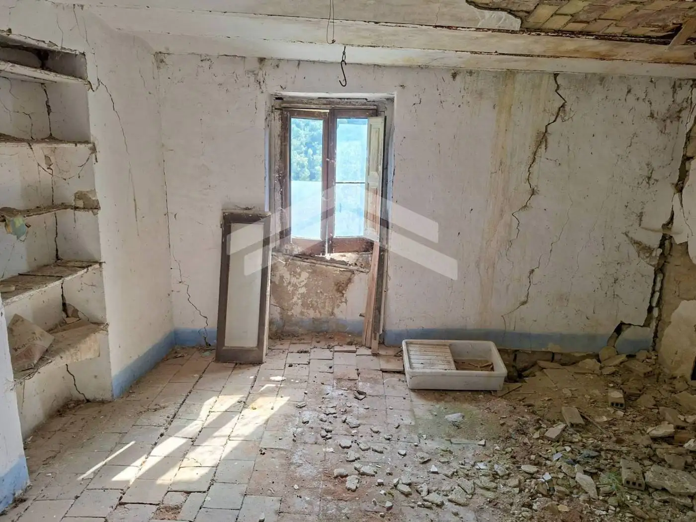 Terratetto unifamiliare 75 m², da ristrutturare, Castelbottaccio - foto 2