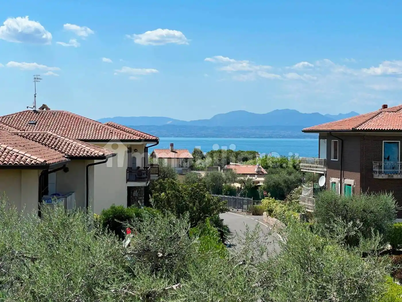 Villa in vendita a Lazise