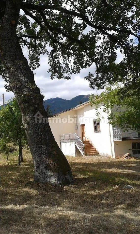 Rustico - Casale in vendita a Lioni