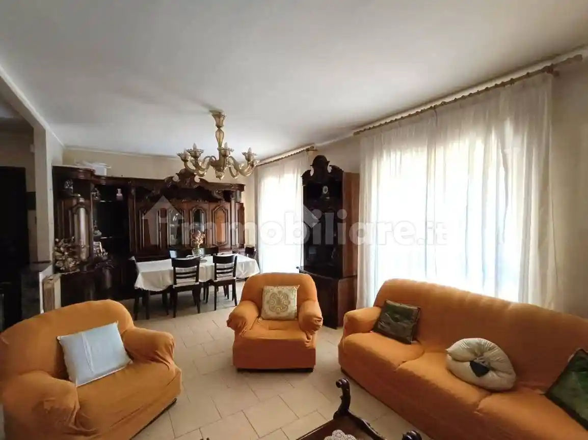 Quadrilocale via Lorenzo Ferrante 170, A. Annarumma, A. Gasperi, F. Tedesco, Avellino - foto 2