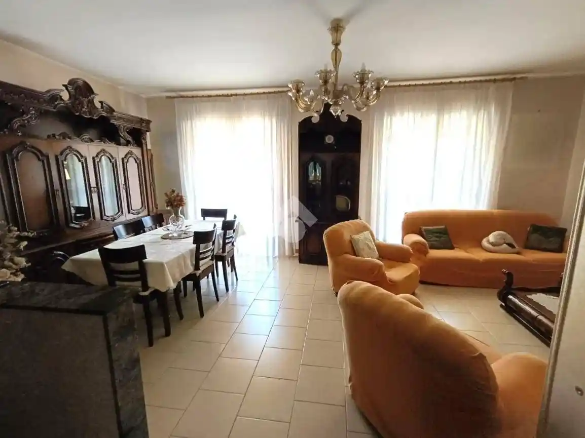 Quadrilocale via Lorenzo Ferrante 170, A. Annarumma, A. Gasperi, F. Tedesco, Avellino - foto 4