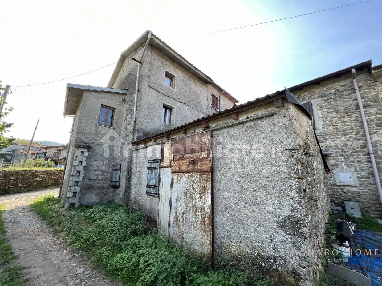 Rustico - Casale in vendita a Filattiera