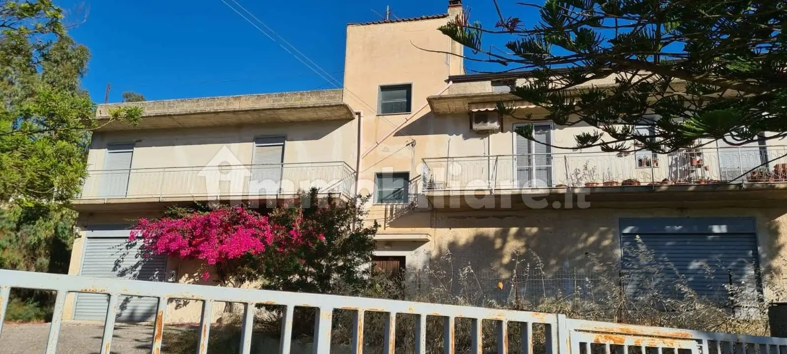 Villa bifamiliare Sp21, Casteltermini