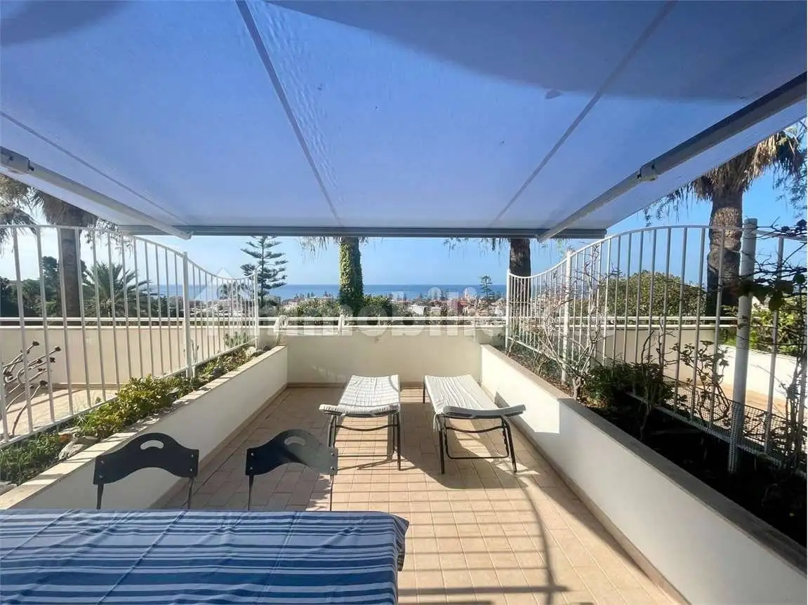 Appartamento in vendita a Bordighera