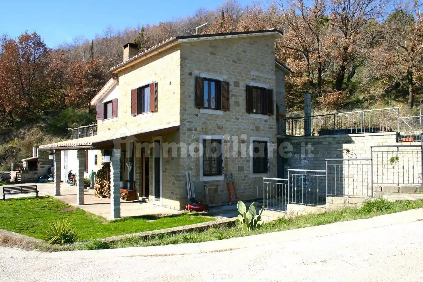 Villa in vendita a Soriano nel Cimino