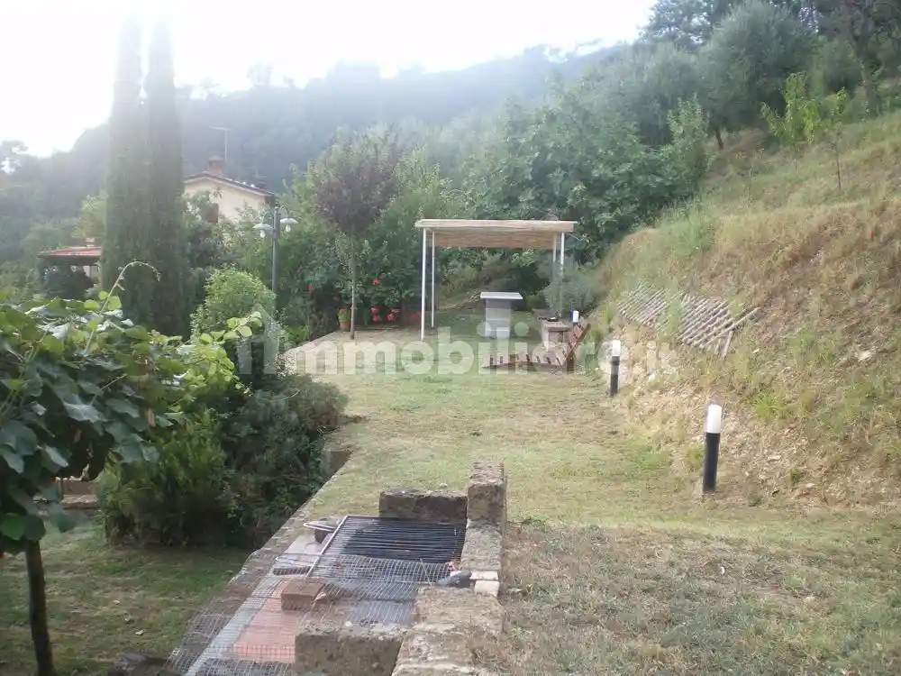 Rustico - Casale in vendita a Pietrasanta