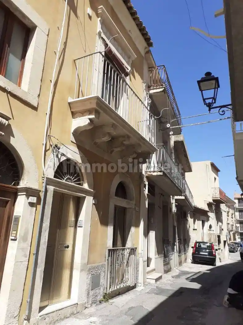 Casa indipendente in vendita a Comiso